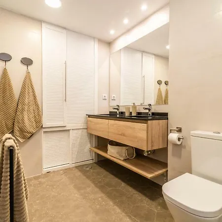 Luxury Alcazaba By Nagoa Homes Lägenhet *