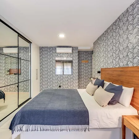 Апартаменты Luxury Alcazaba By Nagoa Homes